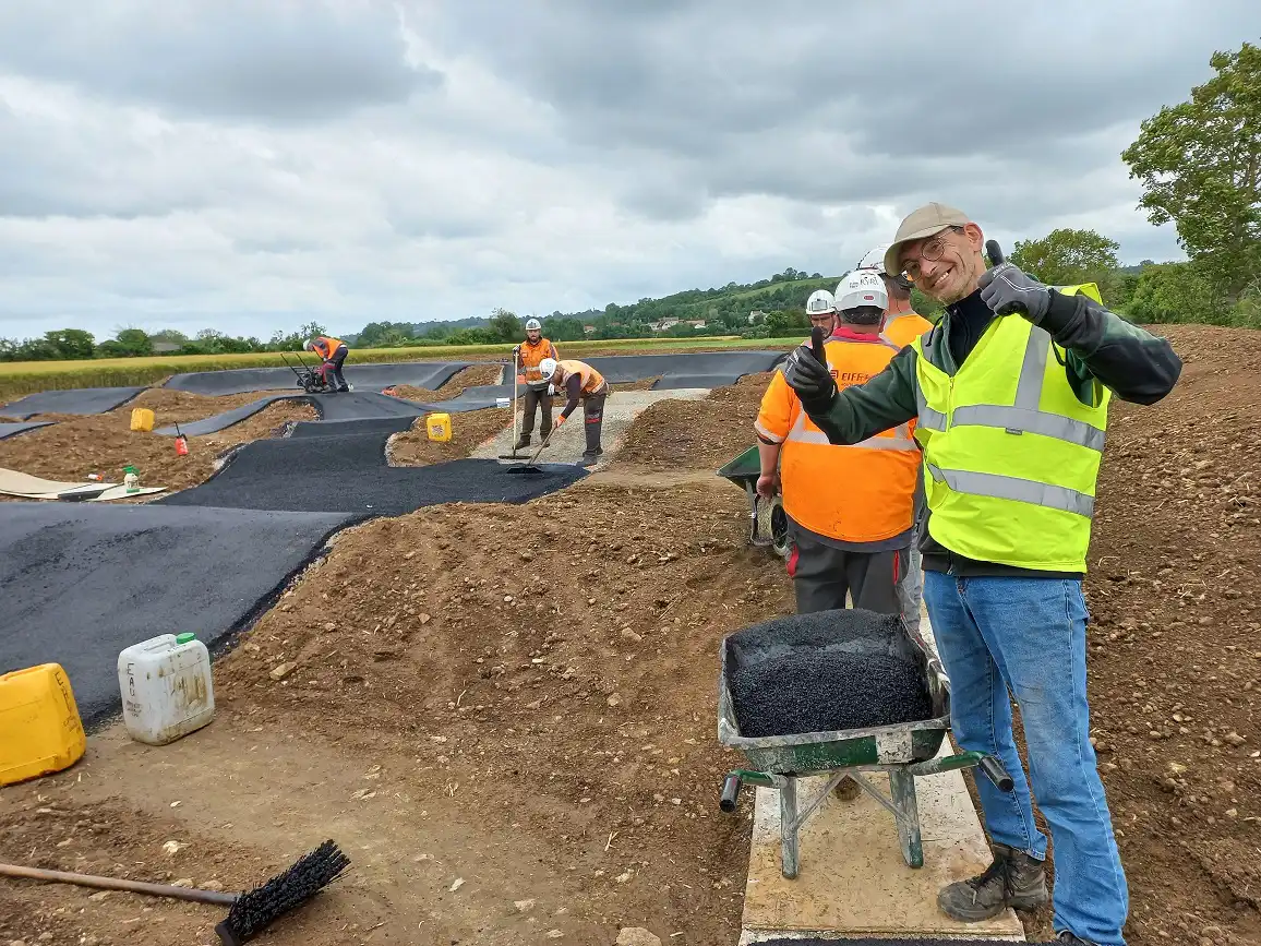 suivi de chantier pump track par newbee